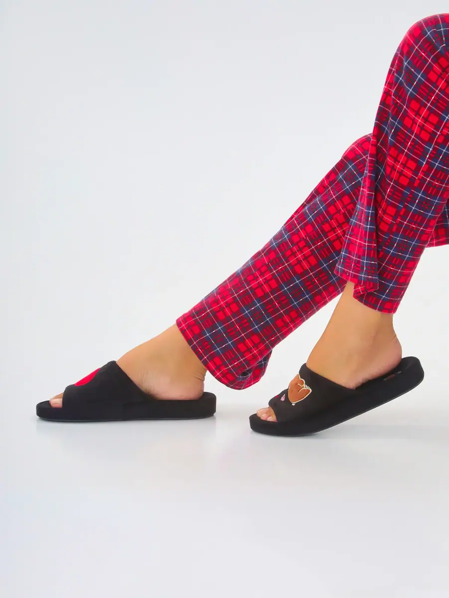 Имиджевый кадр обуви для fashion-кампании